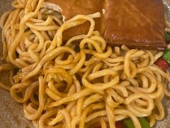 -醉牛腩·面小馆