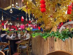 -老滇山寨•云南特色菜•地方菜•民族风情歌舞表演(金碧店)