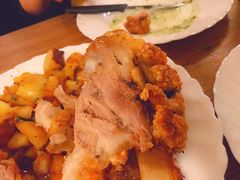 猪肘子土豆-瓦格纳苹果酒德国风味餐馆