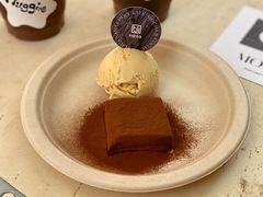 -HUGS coffee(东区店)