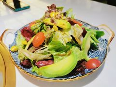 牛油果时蔬沙拉-千寻山野烤肉(中关村店)