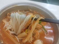 -汤小云火锅米线(钻汇广场店)