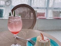 -共舞时光猫咖·狗咖(新街口店)