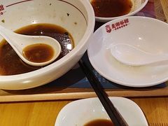 -呷佬·长沙手工米粉(金沙江路店)