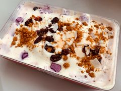 人气爆款韩式草莓雪冰蛋糕-红豆Q醇·新派车轮饼 铜锣烧(健康路店)