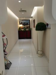 -咪咪比基尼脱毛专业店