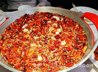 #水煮鱼 #吃货的探店日记 #真材实料才能做出好味道