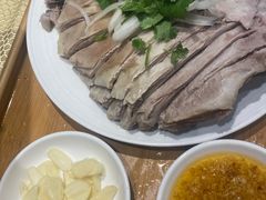 手抓羊排-巴扎美食·新疆菜·西域歌舞表演餐厅(新疆大厦店)
