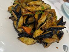 -鑫渔港海鲜本地菜·山海关浑锅(东戴河店)