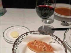 -Wolfgang’s Steakhouse 沃夫冈牛排馆(上海白玉兰广场店)