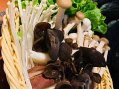 -黑鸡小馆(金源店)