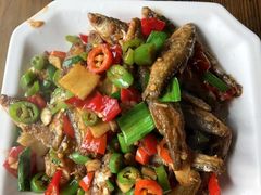 -临江餐馆二楼美食部落