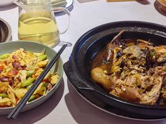 -客家大院·非遗赣南客家菜(郁孤台店)