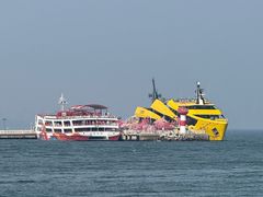 -北戴河碧螺塔海上酒吧公园
