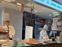 -左庭右院鲜牛肉火锅(浦江欢乐颂店)