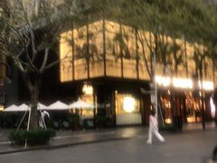 -誉八仙粤菜(万象天地店)