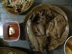 柠檬烤鱼-纳兰傣雀傣味餐厅