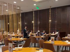 -乐忻皇朝(上海中心大厦店)