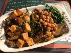 红烧肉饭-魏家凉皮(十里河店)