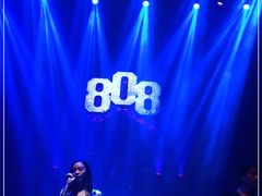 -808 LiveHouse