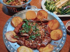 -95号酱骨·一块豆腐(展春园西路店)