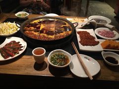 -纸盐河码头火锅(十八梯店)