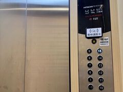 -雅宜酒店(广州黄埔大沙东地铁站店)