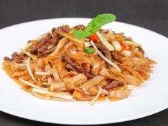 干炒牛河-广东茶楼(鱼峰店)