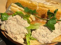 -大头虾越式风味餐厅(光明广场店)