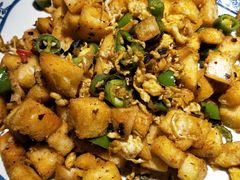 -六福烧烤酒馆(秦隆步行街店)