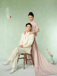 -雪中彩影婚纱摄影·微光艺术中心