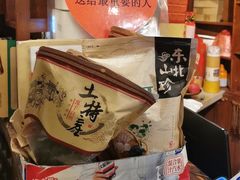 -万里闯关东铁锅炖菜馆(高新旗舰店)