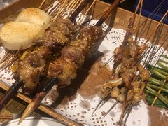 红柳大串牛肉-聚串门儿·东北烧烤(信义坊店)