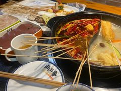 -两三事小郡肝串串香火锅(桂庙店)