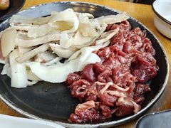 -小志家.鲜牦牛肉牛杂火锅野生菌汤锅