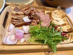 -关东小磨东北菜(上海长风大悦城店)