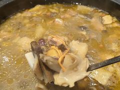 -罗记又添缘竹荪山药鸡·野生菌火锅(西园南路店)