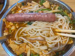 -柳州肥姨妈大骨螺蛳粉(东靖路店)