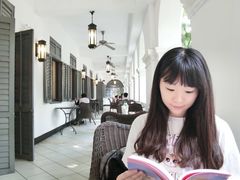 -星巴克(广州南站A18检票口楼上)