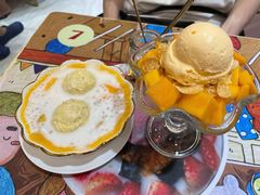 芒果脆心杯-甜心妈妈·榴莲星级糖水(北京路总店)
