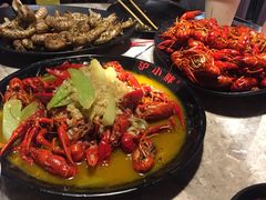 -沪小胖小龙虾(淮海中路旗舰店)