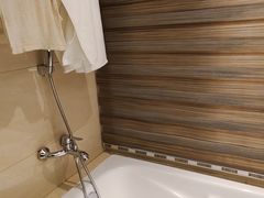 -兴芮温泉度假区