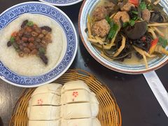 -蓝田九大碗民俗食府(蓝田店)