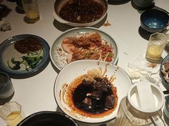 -八府香鸭·啫啫煲(华山路店)