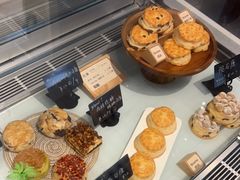 -SKROLL卡特司库·蛋糕定制·生吐司·司康(古北程家桥店)