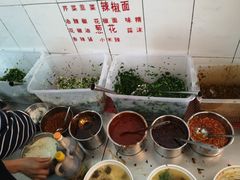 -文山荷鲜居(翠湖店)