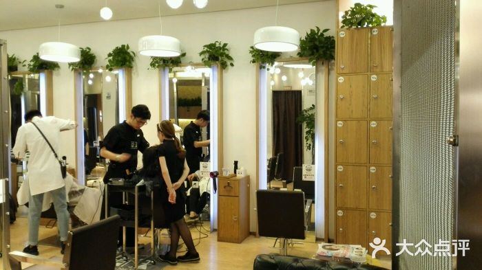 简法造型·品牌形象店(保利剧院店)图片