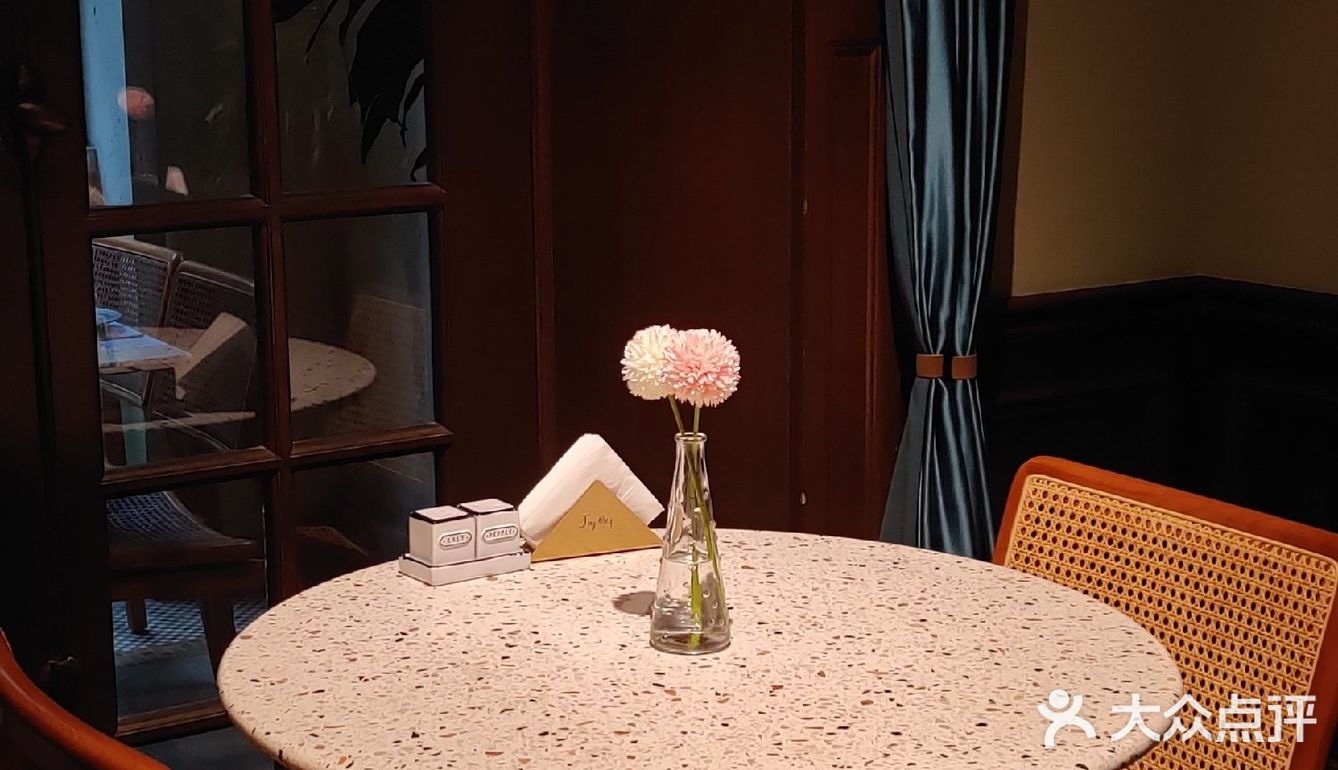 上海探店｜超浪漫法式洋房餐厅 约会必打卡