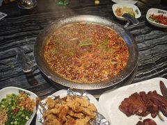 -老船舫·现做活鲜鱼馆(东郊记忆店)
