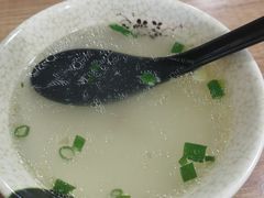 -啊墨江牛烂烀米线